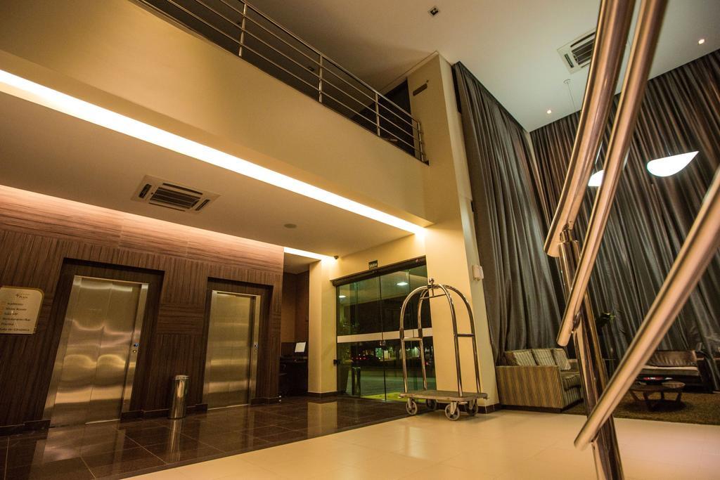Pôrto Velho Golden Plaza Hotel מראה חיצוני תמונה